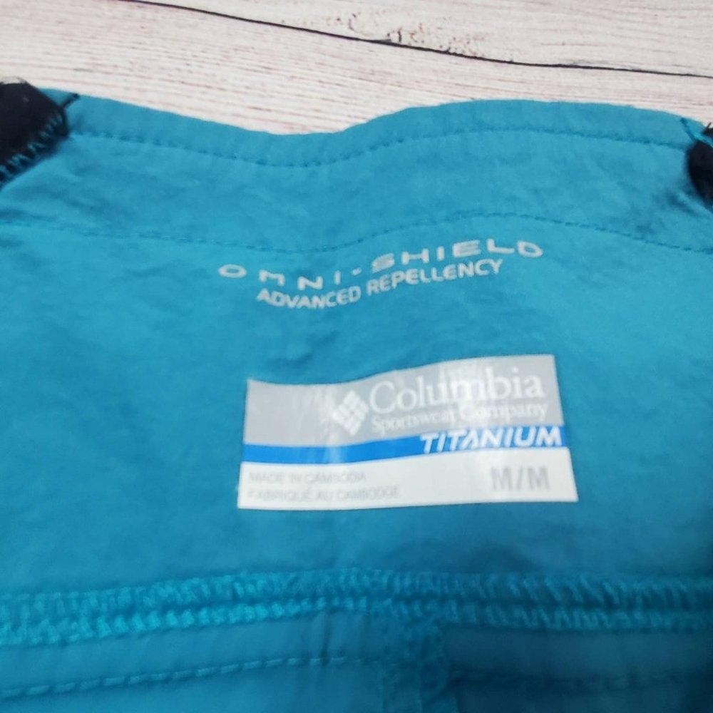 Columbia Sportswear blue shorts, maternity med - Picture 4 of 4